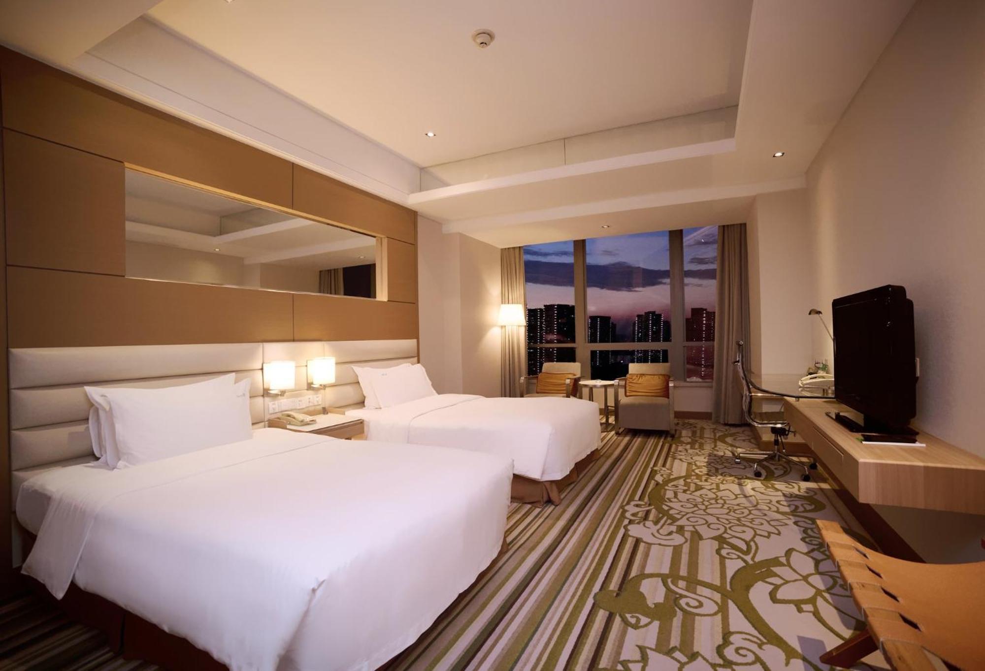 Holiday Inn Tianjin Riverside By Ihg Buitenkant foto